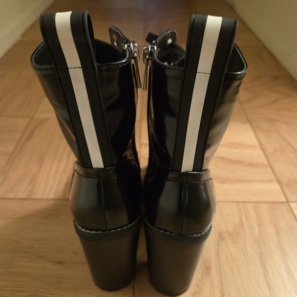 BCBGENERATION Paulina Lace-up Booties - Picture 4 of 4